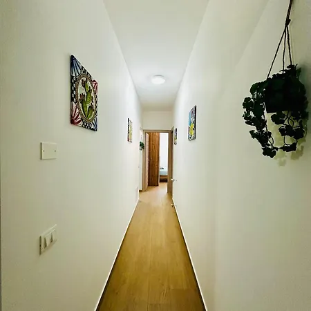 Semesterbostad Domus