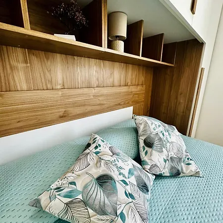 Domus Semesterbostad *